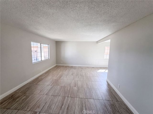 17787 Ivy, Fontana, CA 92335