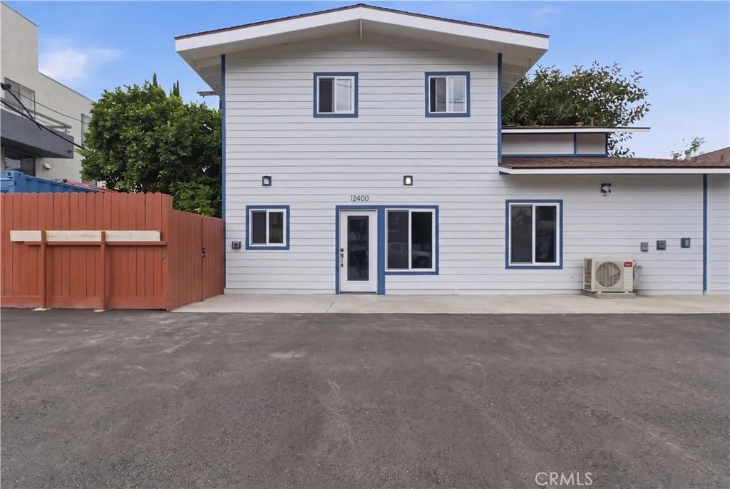 12400 Cumpston Street, Valley Village, CA 91607