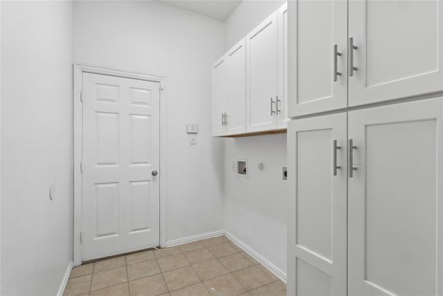 1733 White Cap Court, Desoto, TX 75115