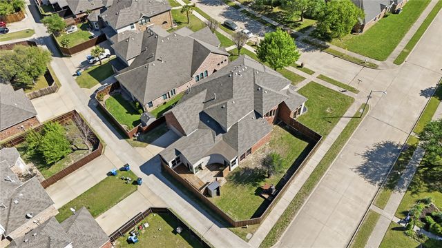 1733 White Cap Court, Desoto, TX 75115