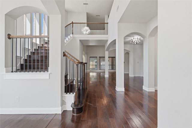 1733 White Cap Court, Desoto, TX 75115