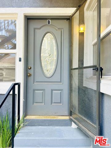 604 E CHEVY CHASE Drive B, Glendale, CA 91205