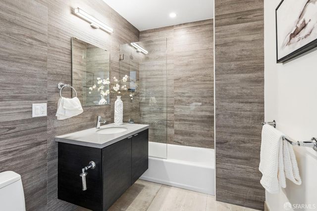 252 9th Street 401, San Francisco, CA 94103