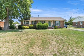 5126 Chesapeake Road, Fayetteville, NC 28311