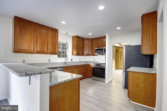 8760 JARRETT DR, Hebron, MD 21830