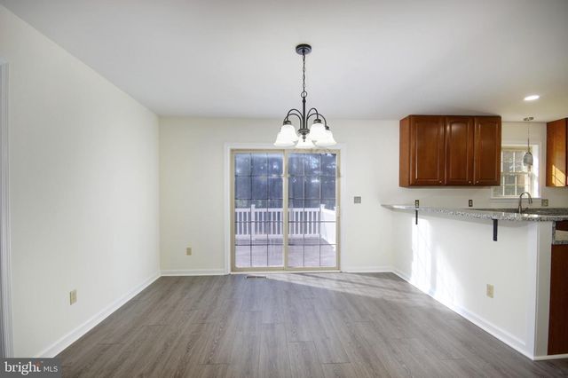 8760 JARRETT DR, Hebron, MD 21830