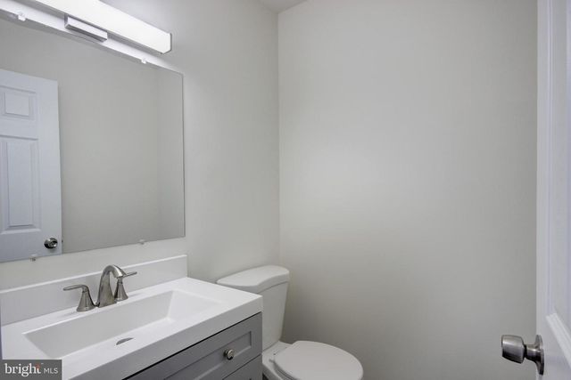 8760 JARRETT DR, Hebron, MD 21830