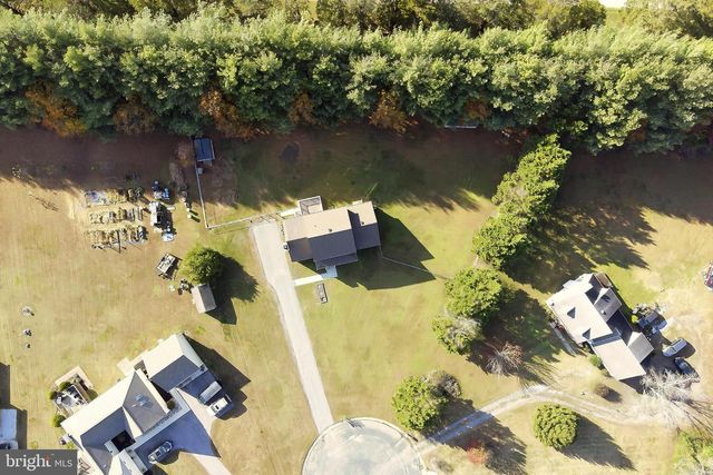 8760 JARRETT DR, Hebron, MD 21830