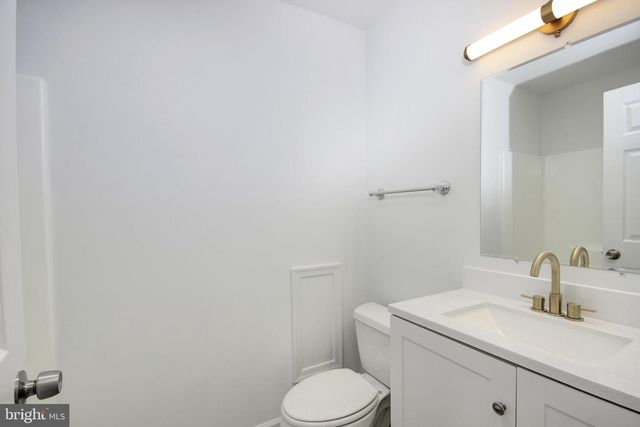 8760 JARRETT DR, Hebron, MD 21830