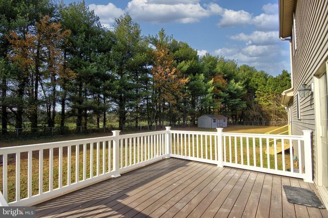 8760 JARRETT DR, Hebron, MD 21830