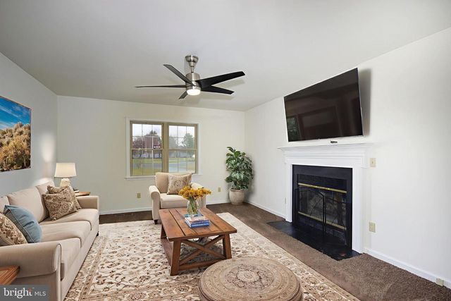 8760 JARRETT DR, Hebron, MD 21830