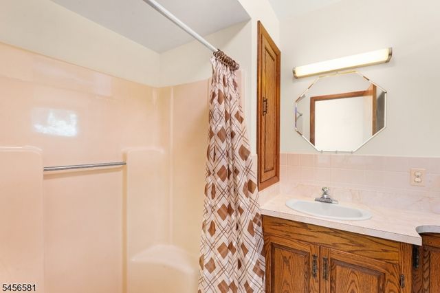 155 Buffalo Hollow Rd, Lebanon Twp., NJ 08826