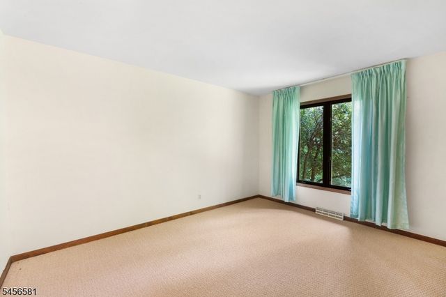 155 Buffalo Hollow Rd, Lebanon Twp., NJ 08826