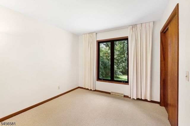 155 Buffalo Hollow Rd, Lebanon Twp., NJ 08826