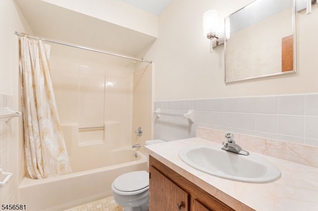 155 Buffalo Hollow Rd, Lebanon Twp., NJ 08826
