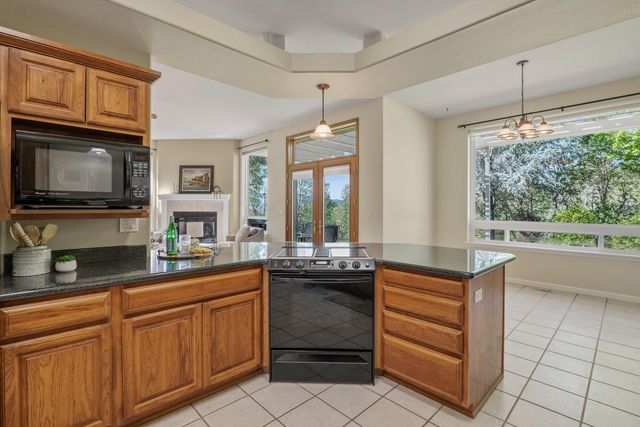 9703 Lower River Road, Grants Pass, OR 97526