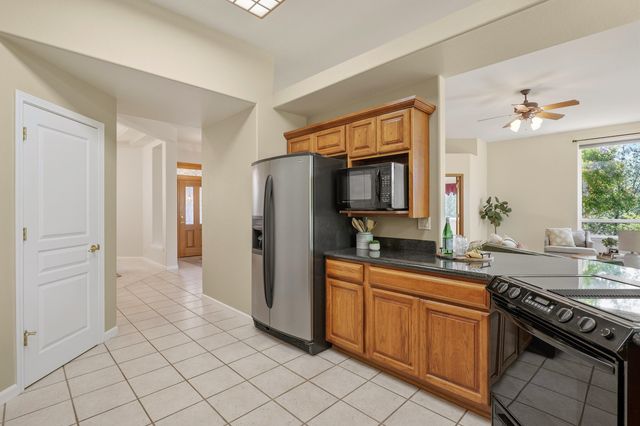 9703 Lower River Road, Grants Pass, OR 97526