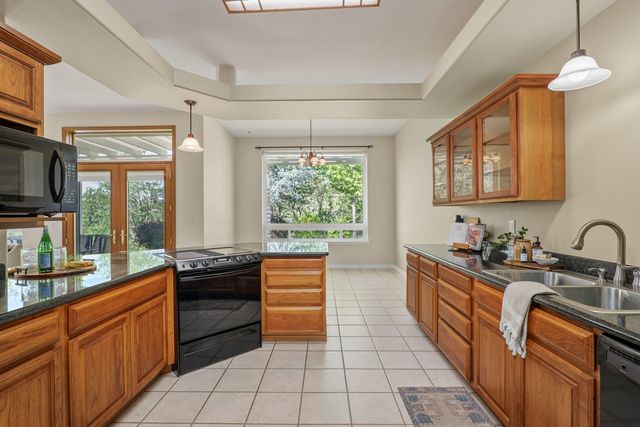9703 Lower River Road, Grants Pass, OR 97526