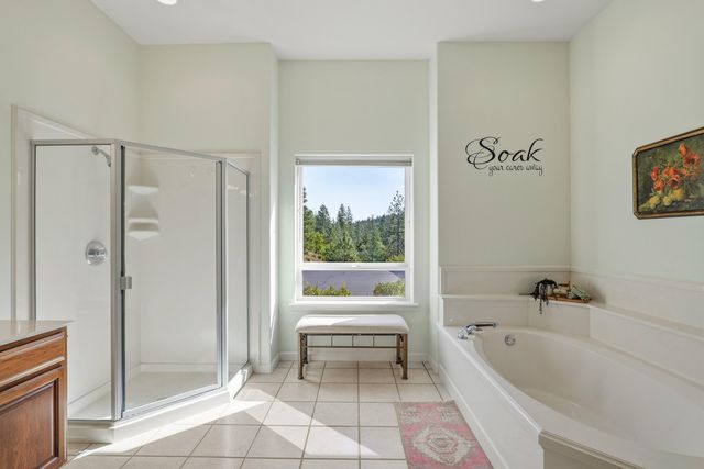9703 Lower River Road, Grants Pass, OR 97526
