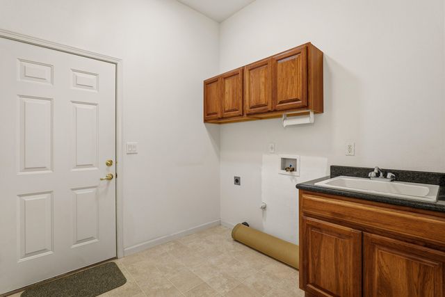 9703 Lower River Road, Grants Pass, OR 97526