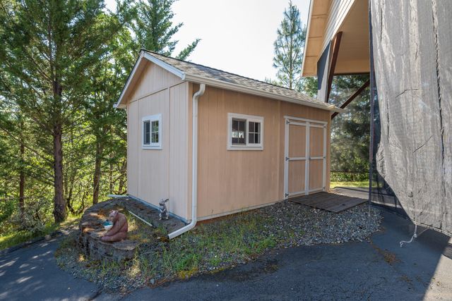 9703 Lower River Road, Grants Pass, OR 97526