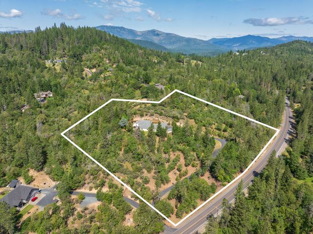 9703 Lower River Road, Grants Pass, OR 97526