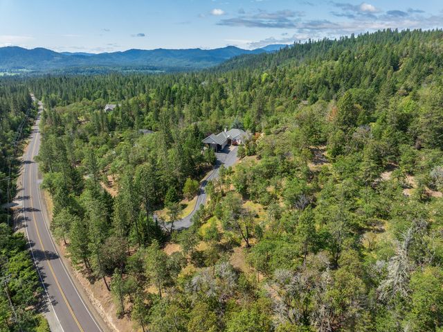 9703 Lower River Road, Grants Pass, OR 97526