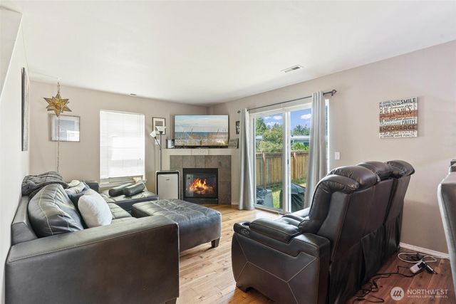6725 159th Street E, Puyallup, WA 98375