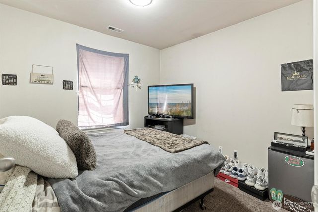 6725 159th Street E, Puyallup, WA 98375