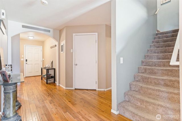 6725 159th Street E, Puyallup, WA 98375