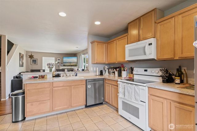 6725 159th Street E, Puyallup, WA 98375