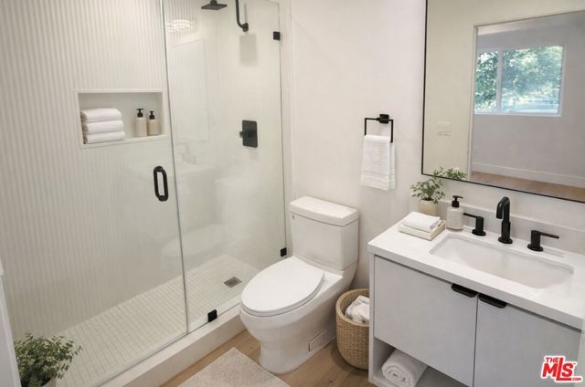 6847 N Figueroa Street, Los Angeles, CA 90042