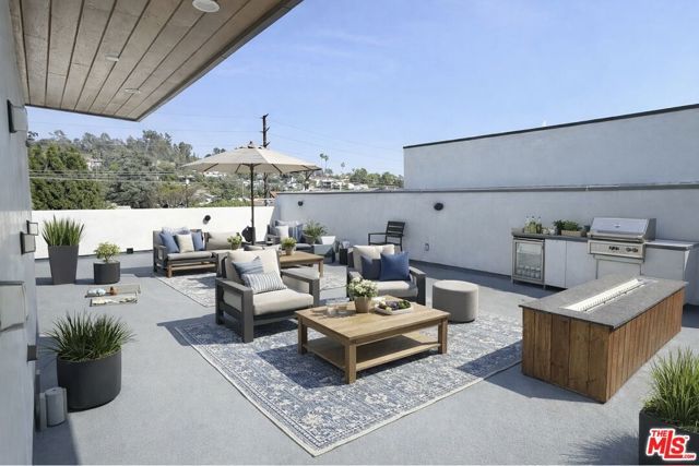 6847 N Figueroa Street, Los Angeles, CA 90042