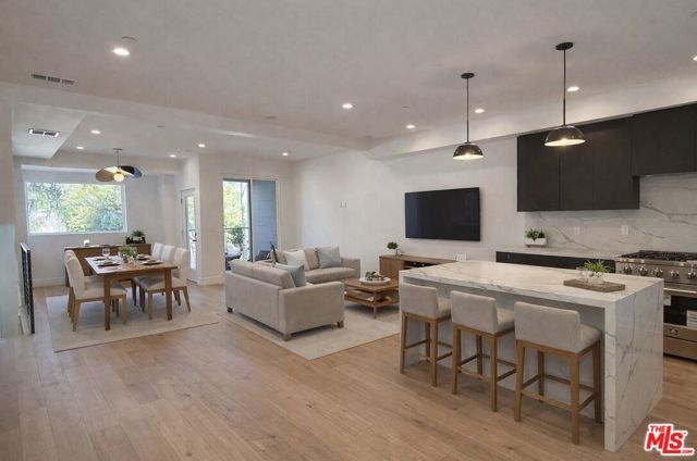 6847 N Figueroa Street, Los Angeles, CA 90042