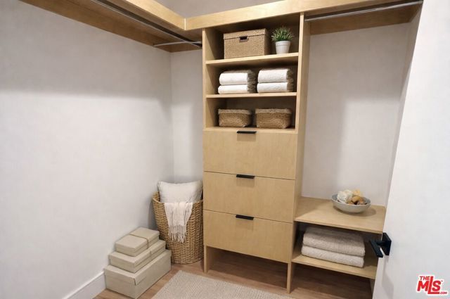 6847 N Figueroa Street, Los Angeles, CA 90042