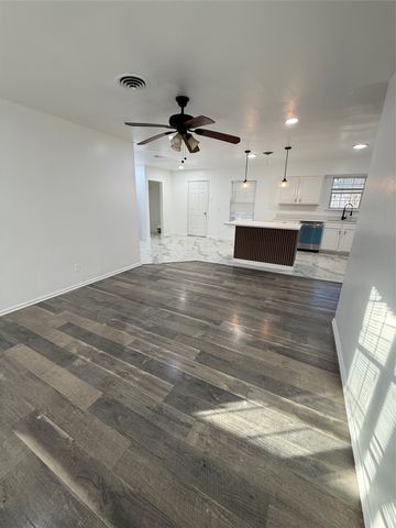 2529 Rutgers Drive, Irving, TX 75062
