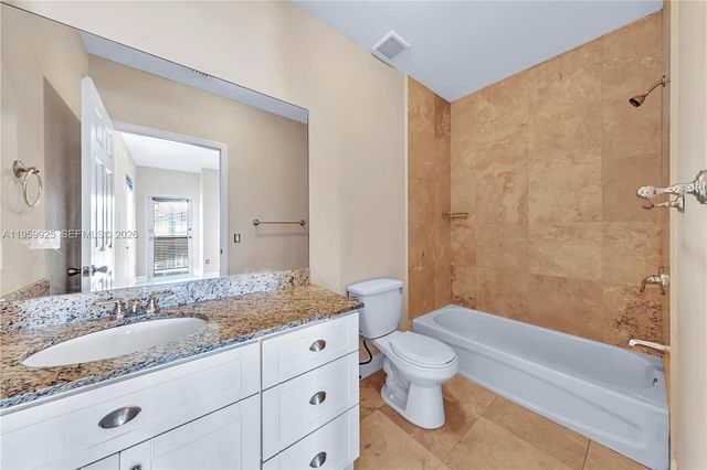 4025 SW 10th St, Miami, FL 33134