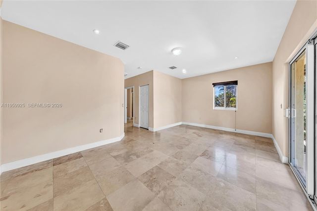 4025 SW 10th St, Miami, FL 33134