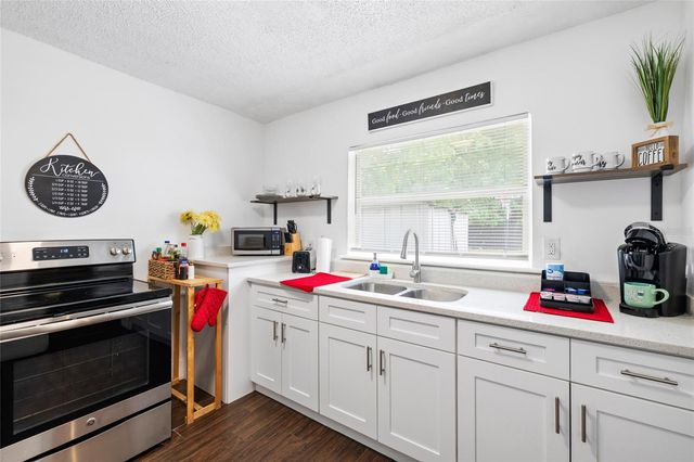 8707 N ASHLEY STREET, Tampa, FL 33604