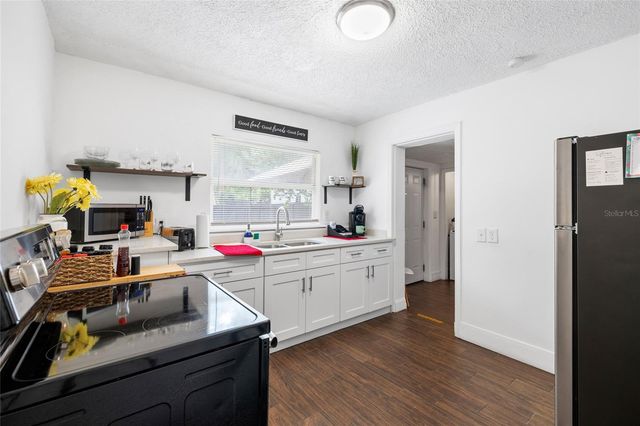 8707 N ASHLEY STREET, Tampa, FL 33604