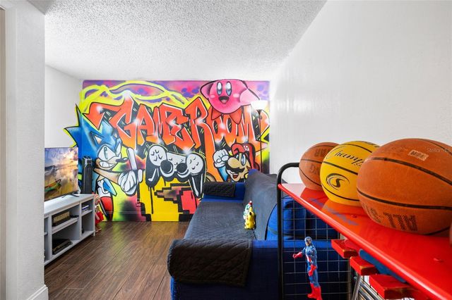 8707 N ASHLEY STREET, Tampa, FL 33604