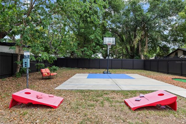 8707 N ASHLEY STREET, Tampa, FL 33604