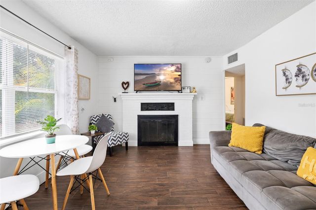 8707 N ASHLEY STREET, Tampa, FL 33604