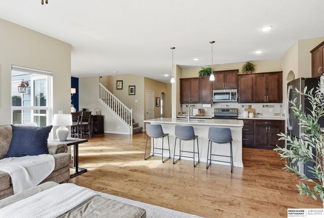 16865 Portal Street, Omaha, NE 68136