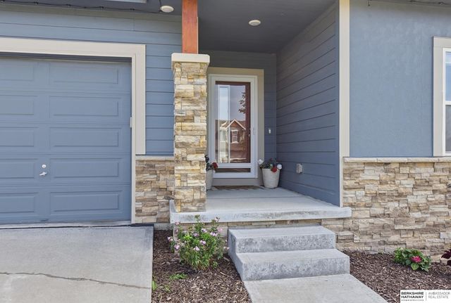 16865 Portal Street, Omaha, NE 68136