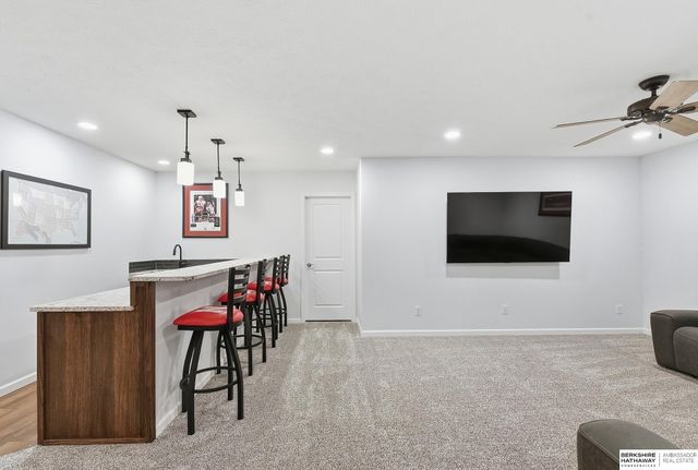 16865 Portal Street, Omaha, NE 68136