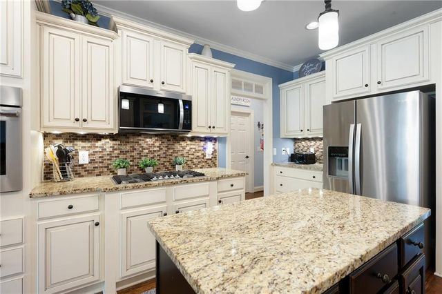 203 Laurel Creek Road SE, Calhoun, GA 30701