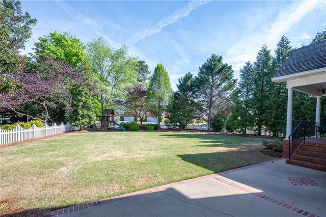 203 Laurel Creek Road SE, Calhoun, GA 30701
