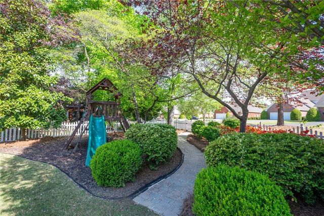 203 Laurel Creek Road SE, Calhoun, GA 30701