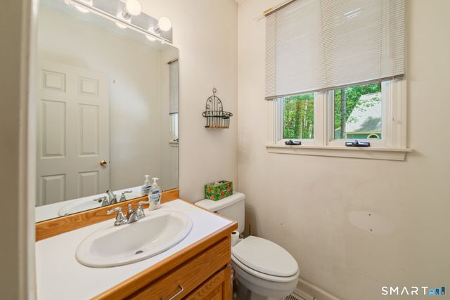 8 Beacon Heath, Farmington, CT 06032